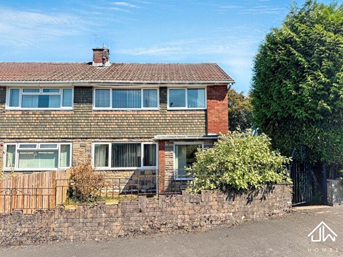 3 Bedroom Property For Sale In Cherry Grove, Croespenmaen, NP11