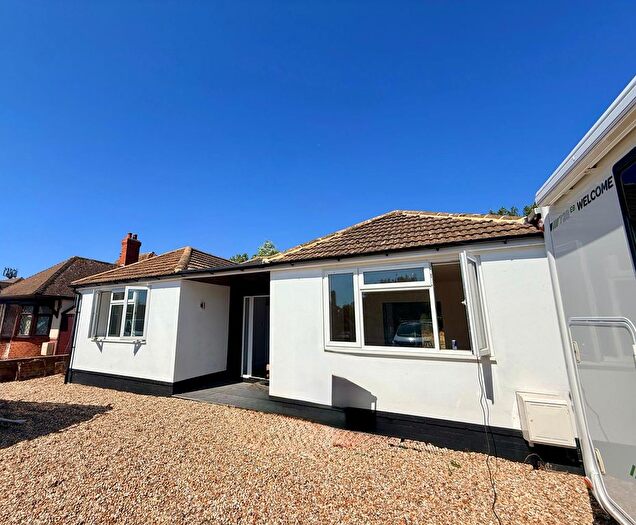 3 Bedroom Bungalow To Rent In Harley Shute Road, St. Leonards-On-Sea, TN38