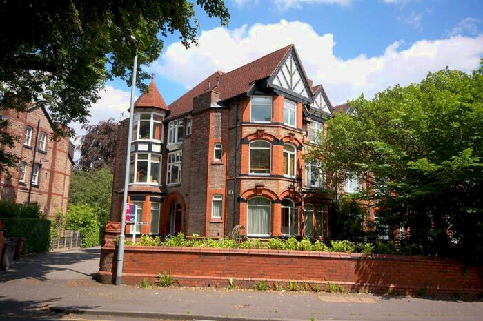 2 Bedroom Flat To Rent In Moorfield House, Lapwing Lane, Didsbury, M20