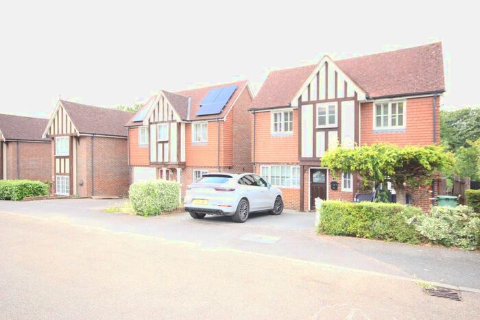 1 Bedroom Detached House To Rent In College Avenue, Maidstone, ME15