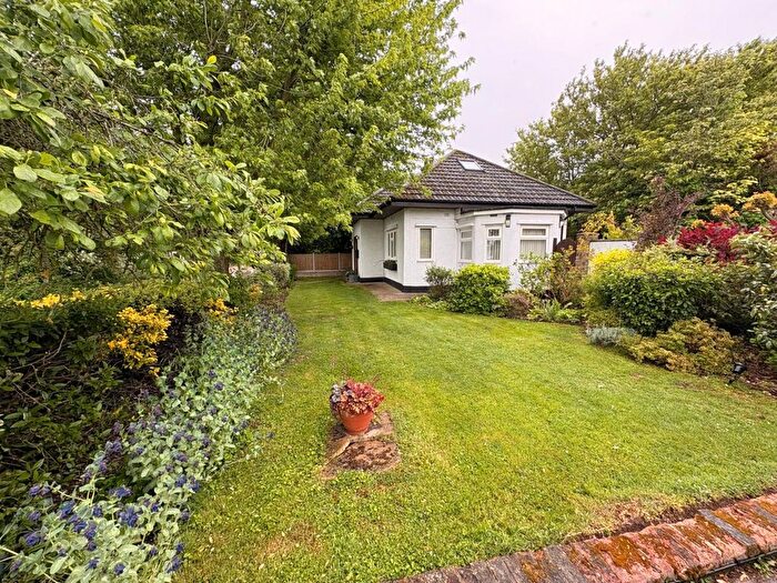 4 Bedroom Detached Bungalow For Sale In Ulverston Road, Rochford, Essex, SS4