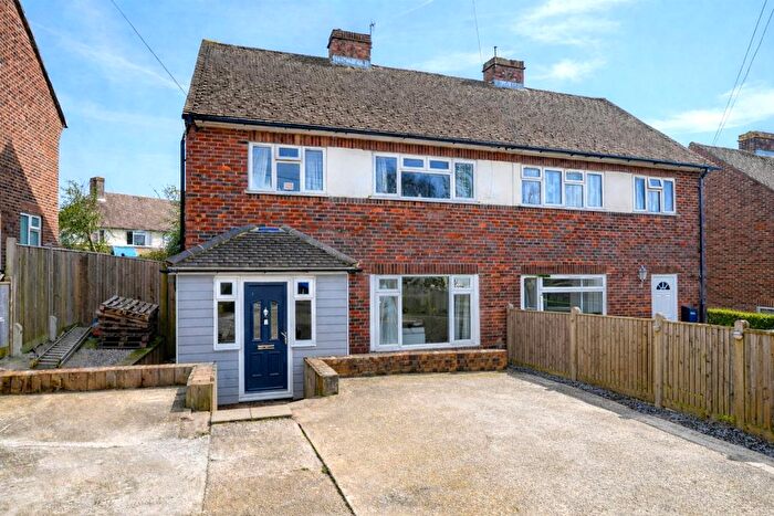 3 Bedroom Semi-Detached House For Sale In Clement Hill Road, Hastings, TN34