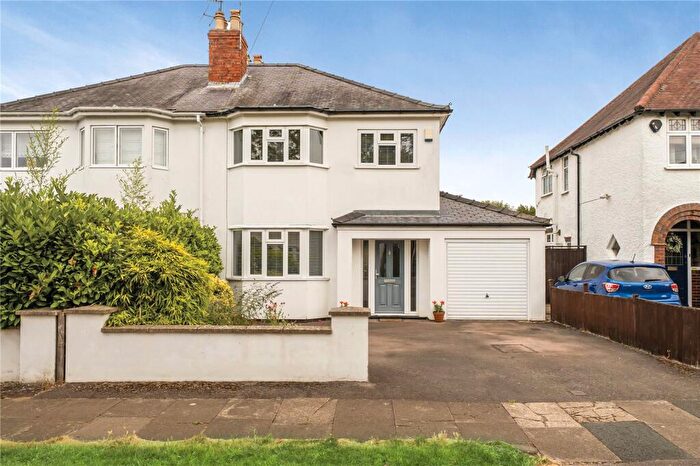 4 Bedroom Semi-Detached House For Sale In Eldon Road, Cheltenham, GL52