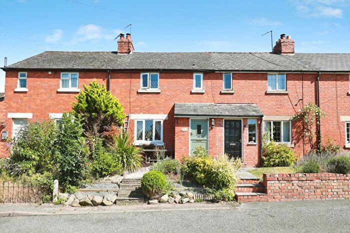 3 Bedroom Terraced House For Sale In Main Street, Sedgeberrow, Evesham, Worcestershire, WR11