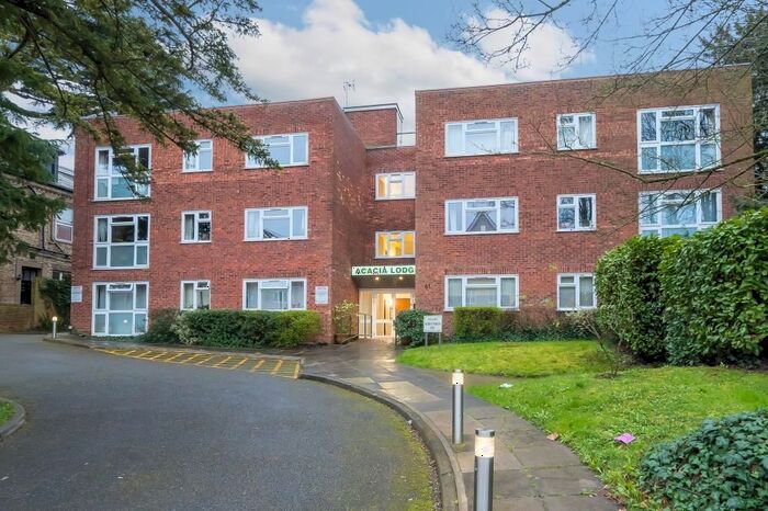 2 Bedroom Flat For Sale In Acacia Lodge, Hendon Lane, N3
