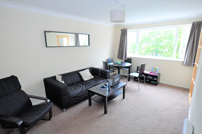 1 Bedroom Apartment To Rent In Lonsdale Court, West Jesmond Avenue, Newcastle Upon Tyne, NE2
