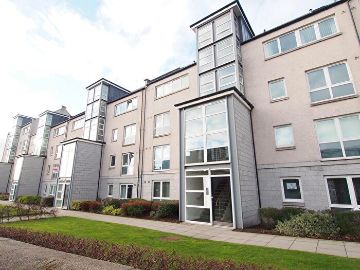 2 Bedroom Flat To Rent In Dee Village, Ground Floor, AB11