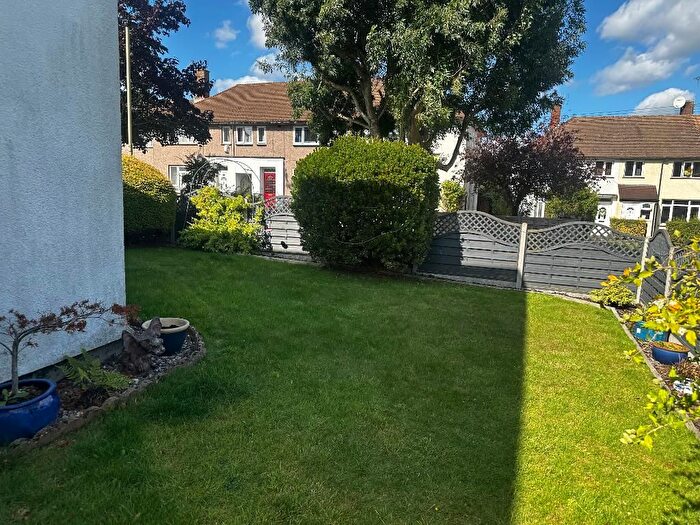 2 Bedroom End Terrace House For Sale In Petersham Gardens, Orpington, Kent, BR5
