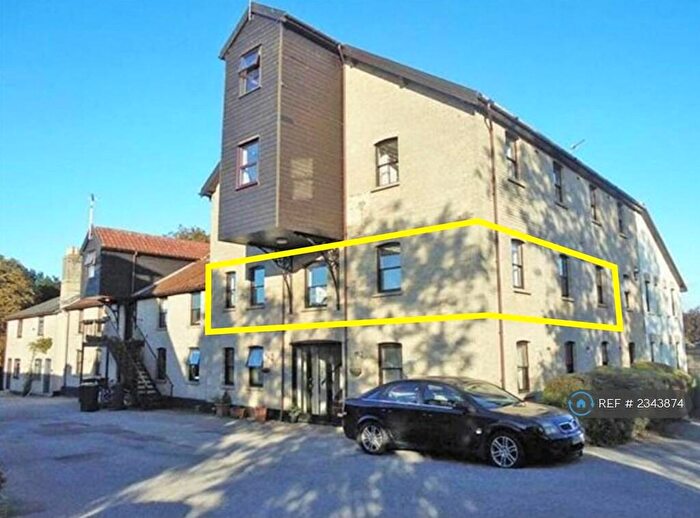 3 Bedroom Flat To Rent In The Mill, Stowmarket, IP14
