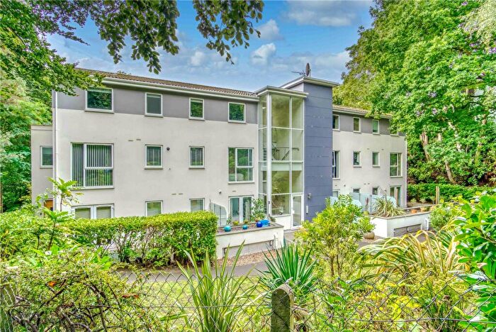 2 Bedroom Apartment For Sale In Bournemouth Road, Poole, Dorset, BH14