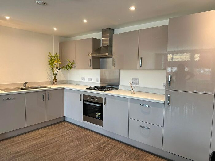 2 Bedroom Flat To Rent In Regina Road, Chelmsford, CM1