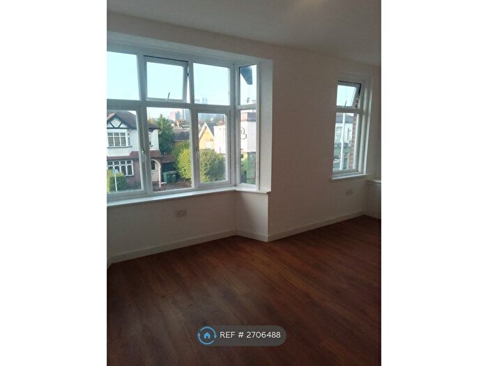 1 Bedroom Flat To Rent In Sutton, Sutton, SM1