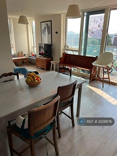 2 Bedroom Flat To Rent In Sedgwick Street, London, E9