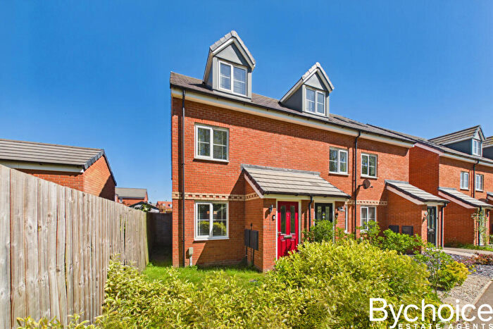 3 Bedroom Town House For Sale In Beavis Drive, Little Wratting, Haverhill, Suffolk, CB9