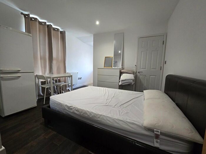 Studio To Rent In Gregory Boulevard, Nottingham, NG7