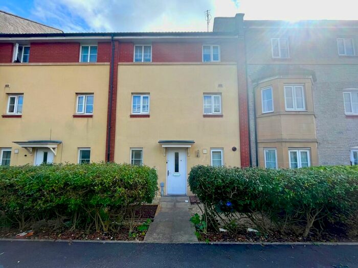 3 Bedroom House To Rent In Whitefield Road, Bristol, BS5