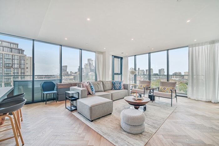 3 Bedroom Flat To Rent In Merino Gardens, London, E1W