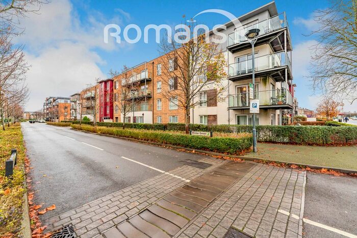 2 Bedroom Flat To Rent In Wintergreen Boulevard, West Drayton, UB7