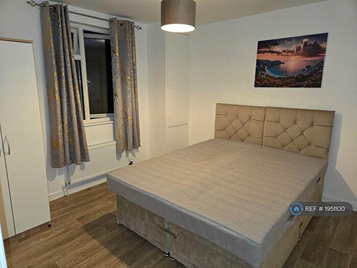 2 Bedroom Flat To Rent In Filton, Filton, Bristol, BS34