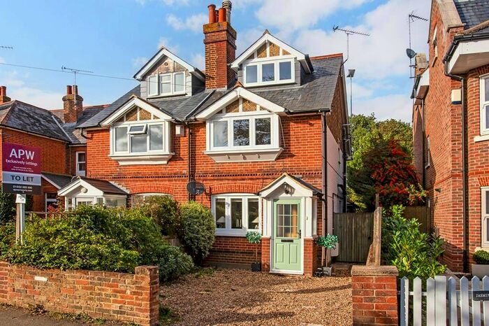 4 Bedroom Semi-Detached House To Rent In Tilt Road, Cobham, KT11