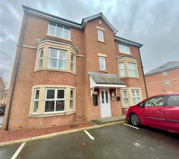 2 Bedroom Flat To Rent In Dorman Gardens, Middlesbrough, TS5