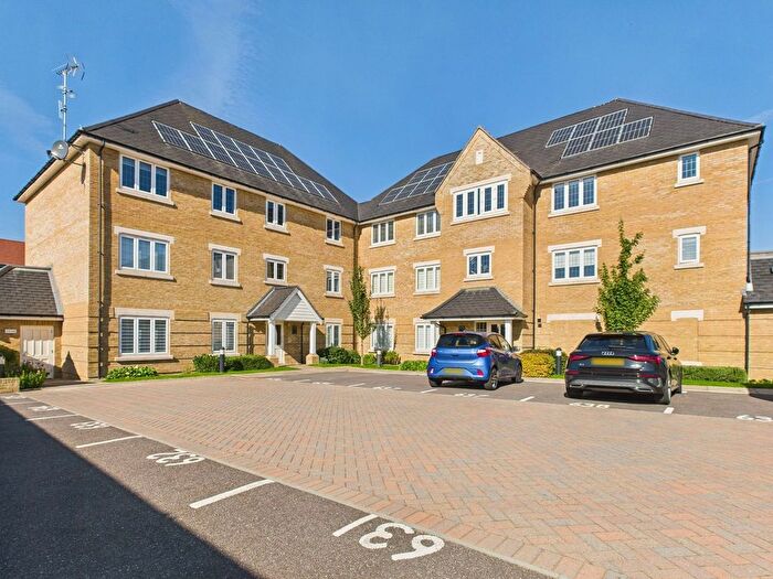 2 Bedroom Flat For Sale In Rochford Lodge, The Boulevard, Horsham, West Sussex., RH12
