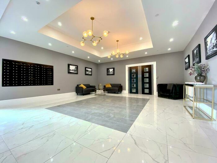 2 Bedroom Apartment To Rent In Knights House, Parade, Sutton Coldfield, B72