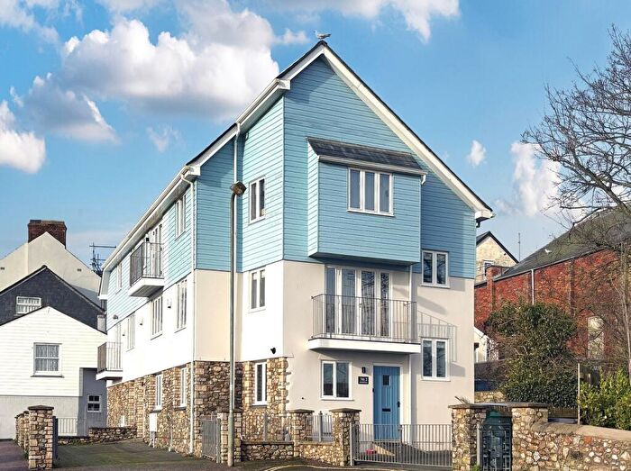 2 Bedroom Town House For Sale In Fore Street, Seaton, Devon, EX12