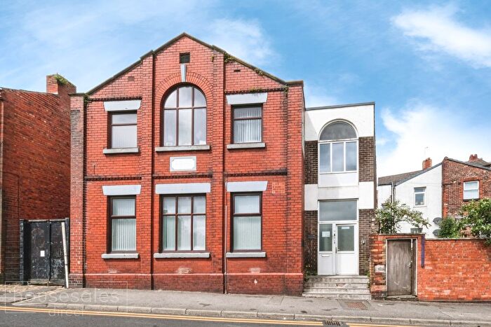8 Bedroom Detached House For Sale In Borough Road, St. Helens, WA10