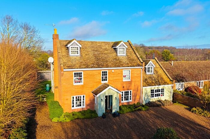 5 Bedroom Detached House For Sale In The Shrubberies, Newmarket, CB8