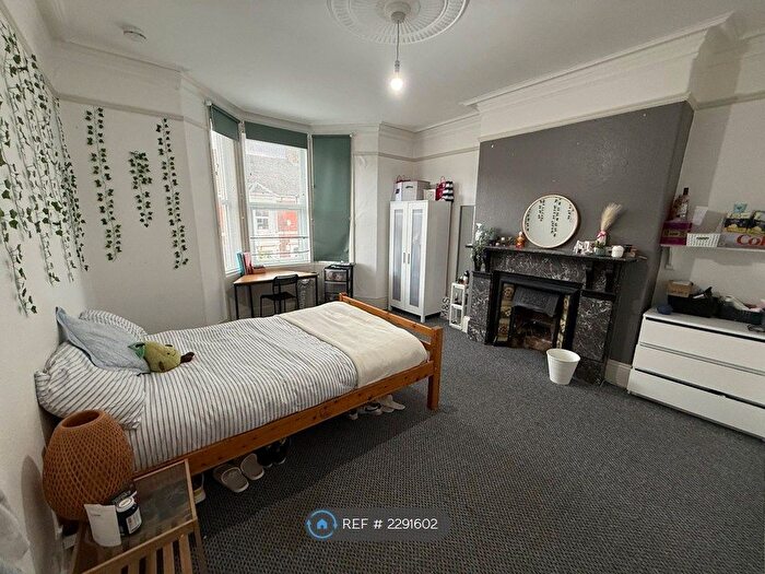 4 Bedroom Maisonette To Rent In Glenthorn Rd, Newcastle Upon Tyne, NE2