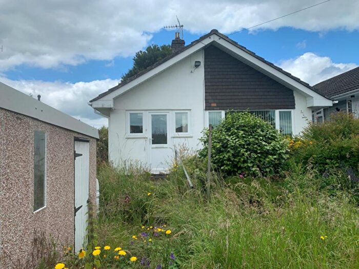 2 Bedroom Bungalow For Sale In Sunnyvale, Raglan, Usk, Gwent, NP15