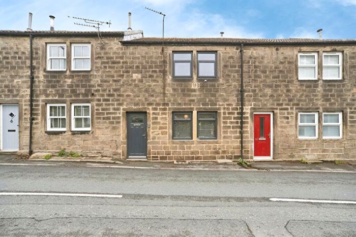 2 Bedroom Terraced House For Sale In Long Row, Horsforth, Leeds, LS18