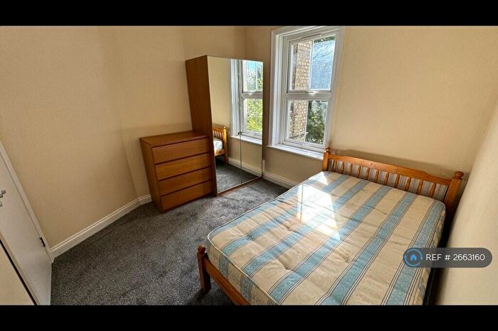 1 Bedroom Flat To Rent In Finchley Road, London, NW11