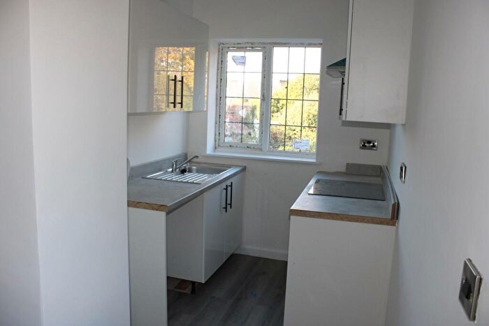 1 Bedroom Flat To Rent In The Nook, Calverton, Nottingham, NG14