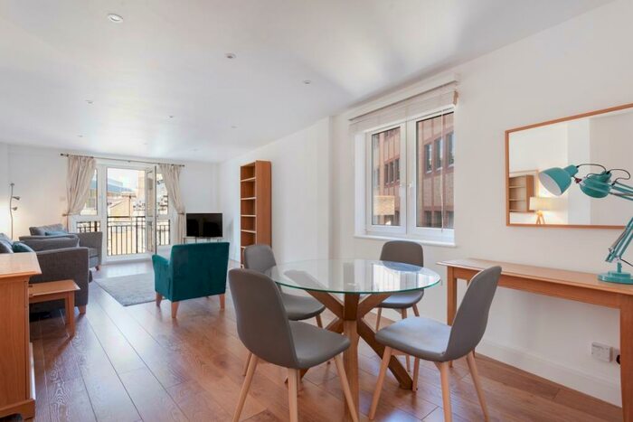 2 Bedroom Apartment To Rent In Bartholomew Close London, EC1A