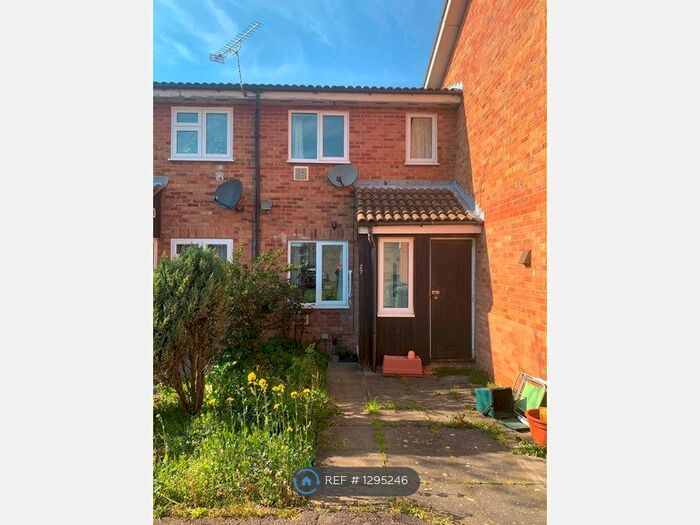 1 Bedroom Terraced House To Rent In Shellfield Close, Stanwell TW19