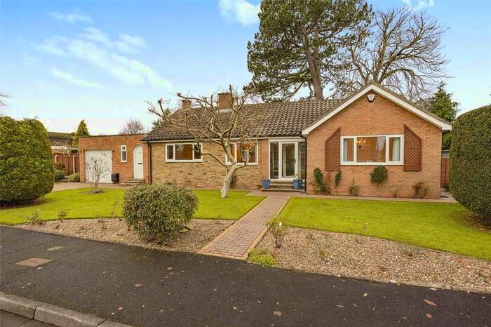 3 Bedroom Detached Bungalow For Sale In 33 Manor Drive, Hilton, Yarm, Durham, TS15