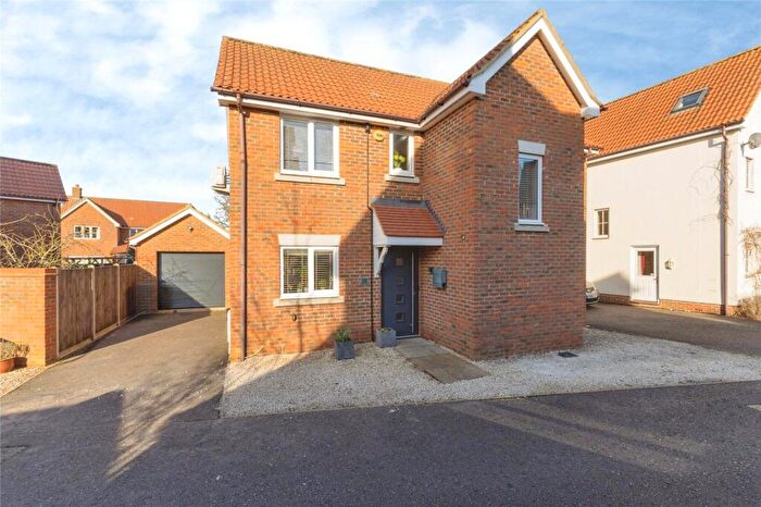 4 Bedroom Detached House For Sale In Wisteria Drive, Wymondham, Norfolk, NR18
