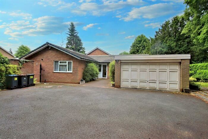 3 Bedroom Detached Bungalow To Rent In Augustus Road, Birmingham, B15