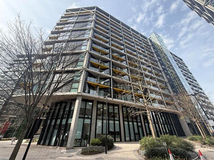 2 Bedroom Flat For Sale In Riverlight Quay, London, SW11