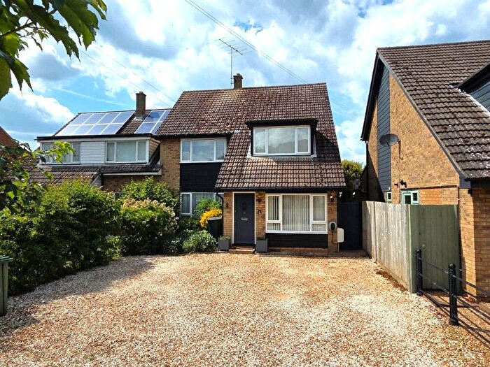 4 Bedroom Semi-Detached House For Sale In Sandy Road, Everton, SG19