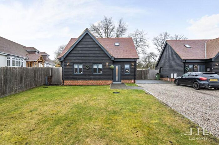 3 Bedroom Detached House For Sale In The Hamlet, Brentwood, CM15