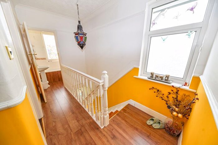 4 Bedroom Detached House For Sale In Orchard Road, Havant, PO9