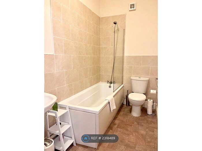 1 Bedroom Flat To Rent In Hartington Road, Toxteth, Liverpool, L8