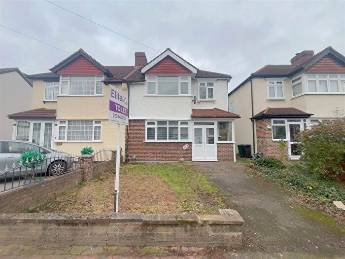 3 Bedroom Semi Detached House To Rent In Clock House Road, Beckenham, BR3