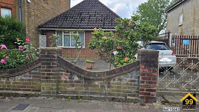 2 Bedroom Detached Bungalow For Sale In Longley Road, London, SW17