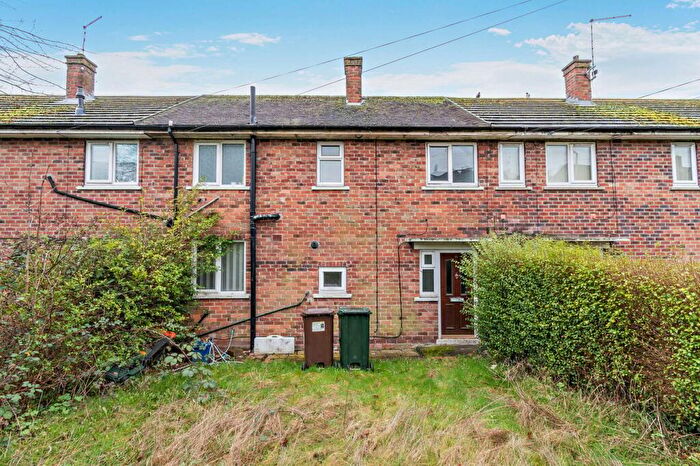 3 Bedroom Semi Detached House For Sale In Eilam Road, Rotherham, S61