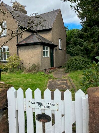 3 Bedroom Semi-Detached House To Rent In Raby Mere Road, Wirral, Merseyside, CH63