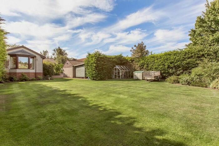 5 Bedroom Detached Bungalow For Sale In Gladney, Ceres, KY15